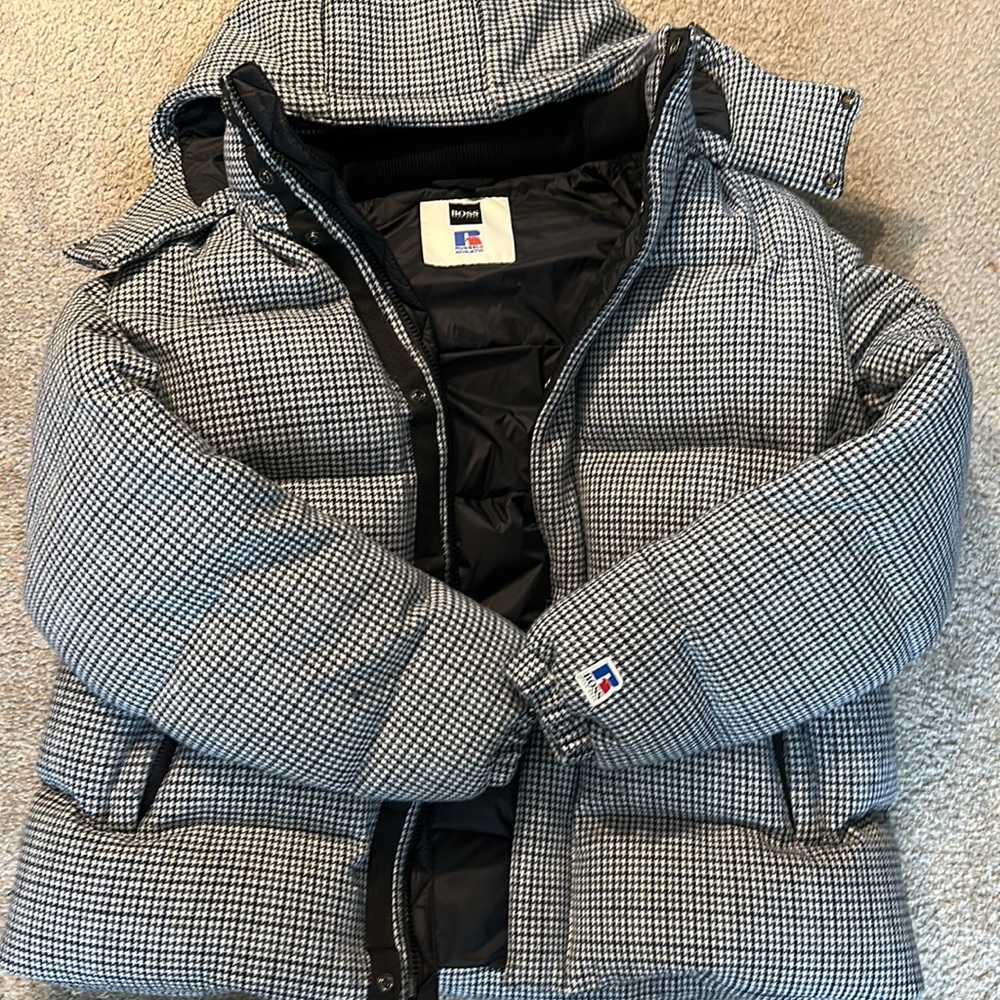 BOSS Puffer Jacket Like New Size XL